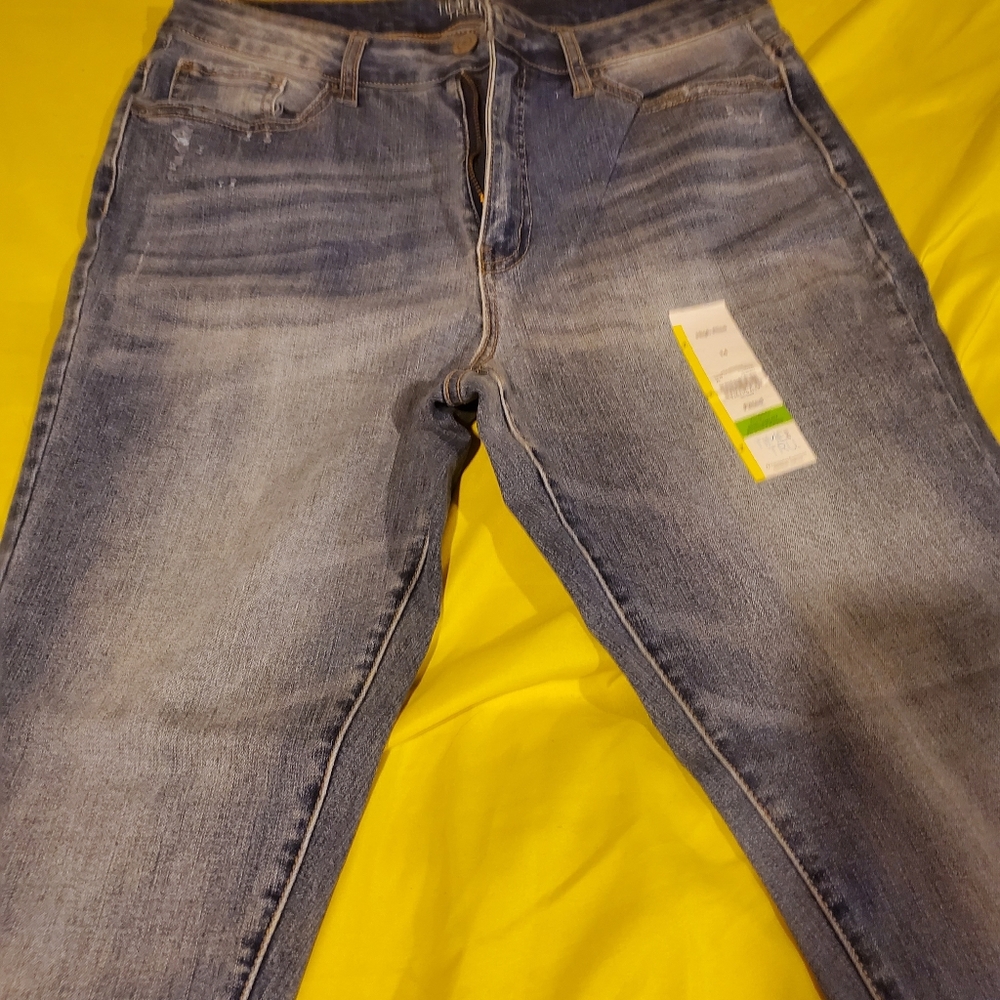Women's jeans size 14 high rise skinny